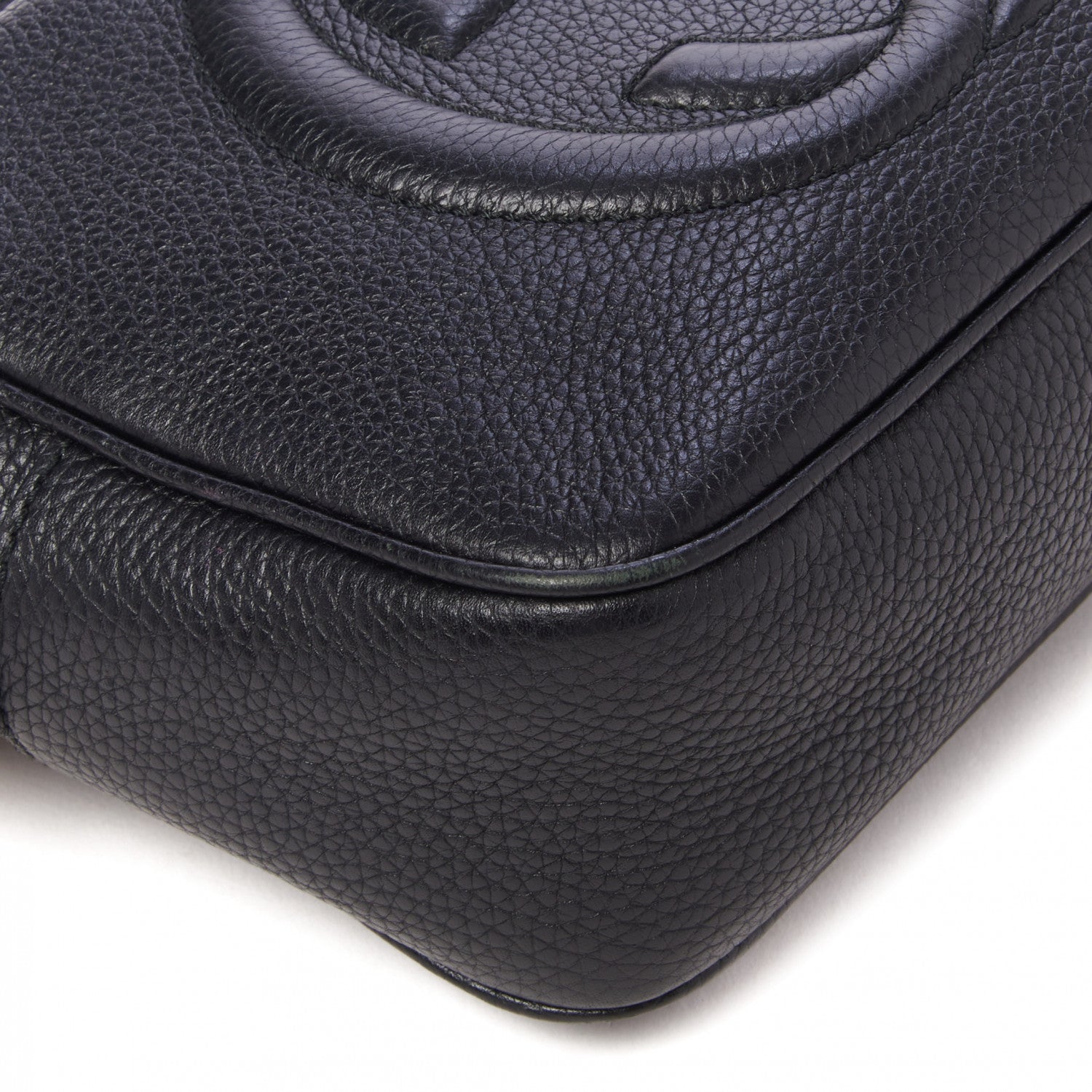 Gucci Pebbled Calfskin Small Soho Disco Bag Black 6 of 9