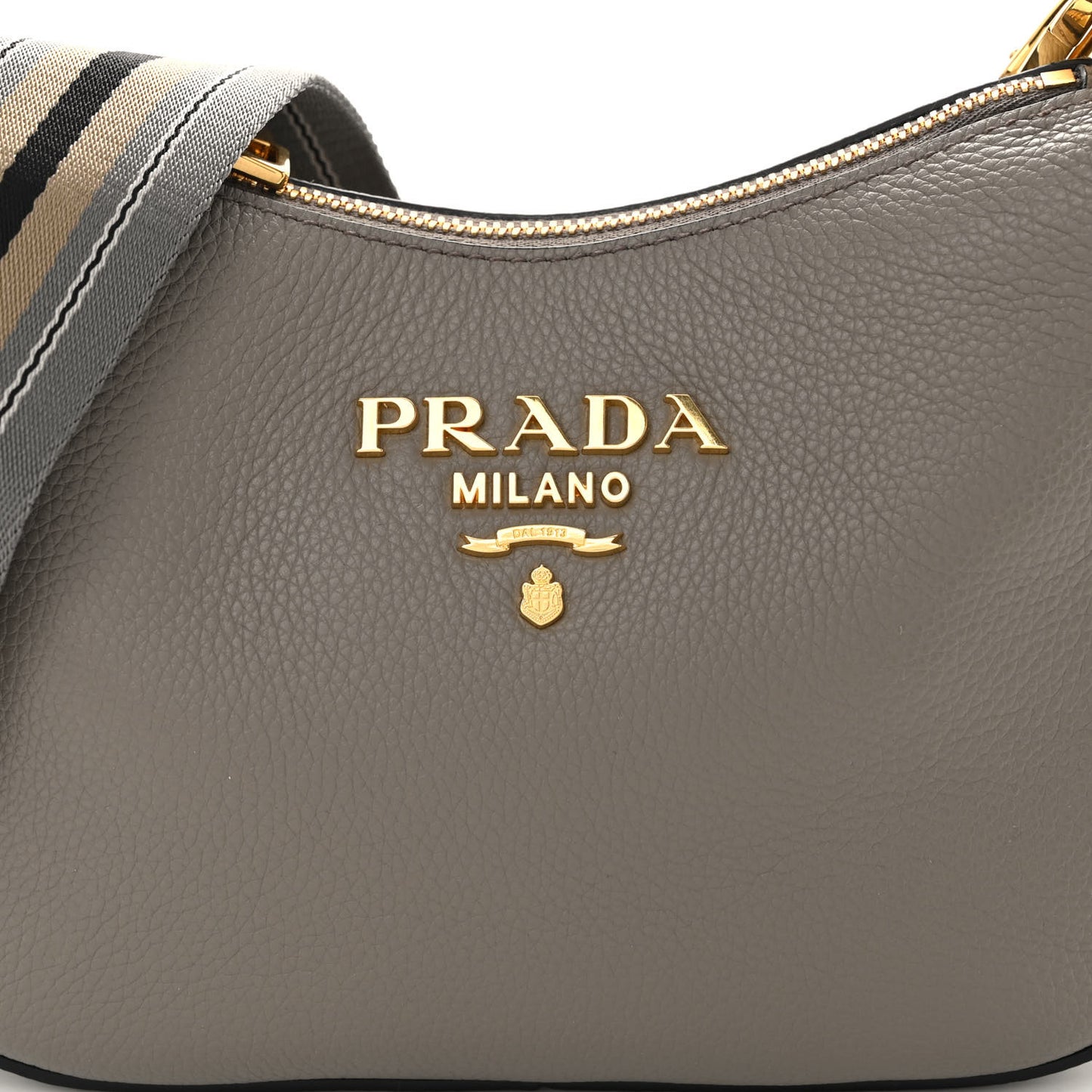 Vitello Phenix Small Zippered Messenger Hobo Argilla