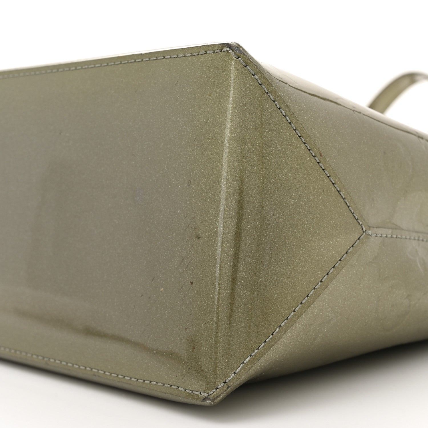 Louis Vuitton Vernis Wilshire MM 9 of 12