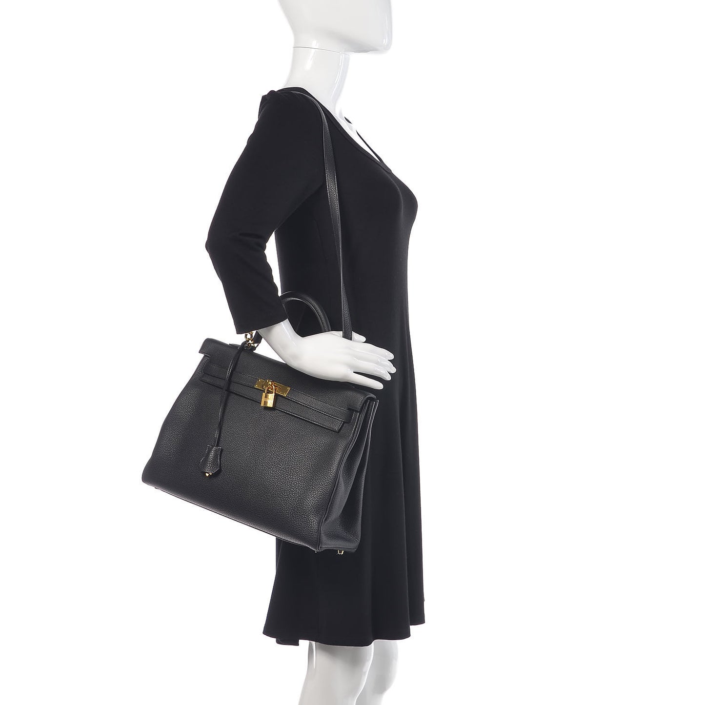 Togo Kelly Retourne 35 Black