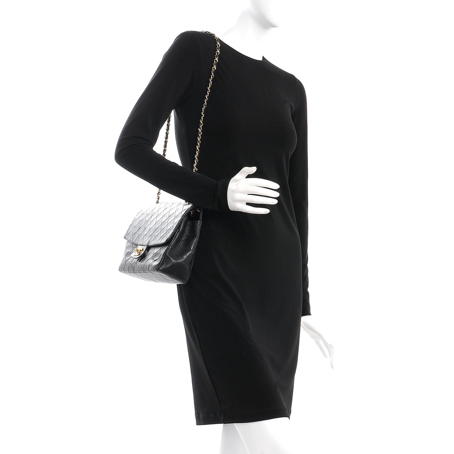 Lambskin Medium Single Flap Black