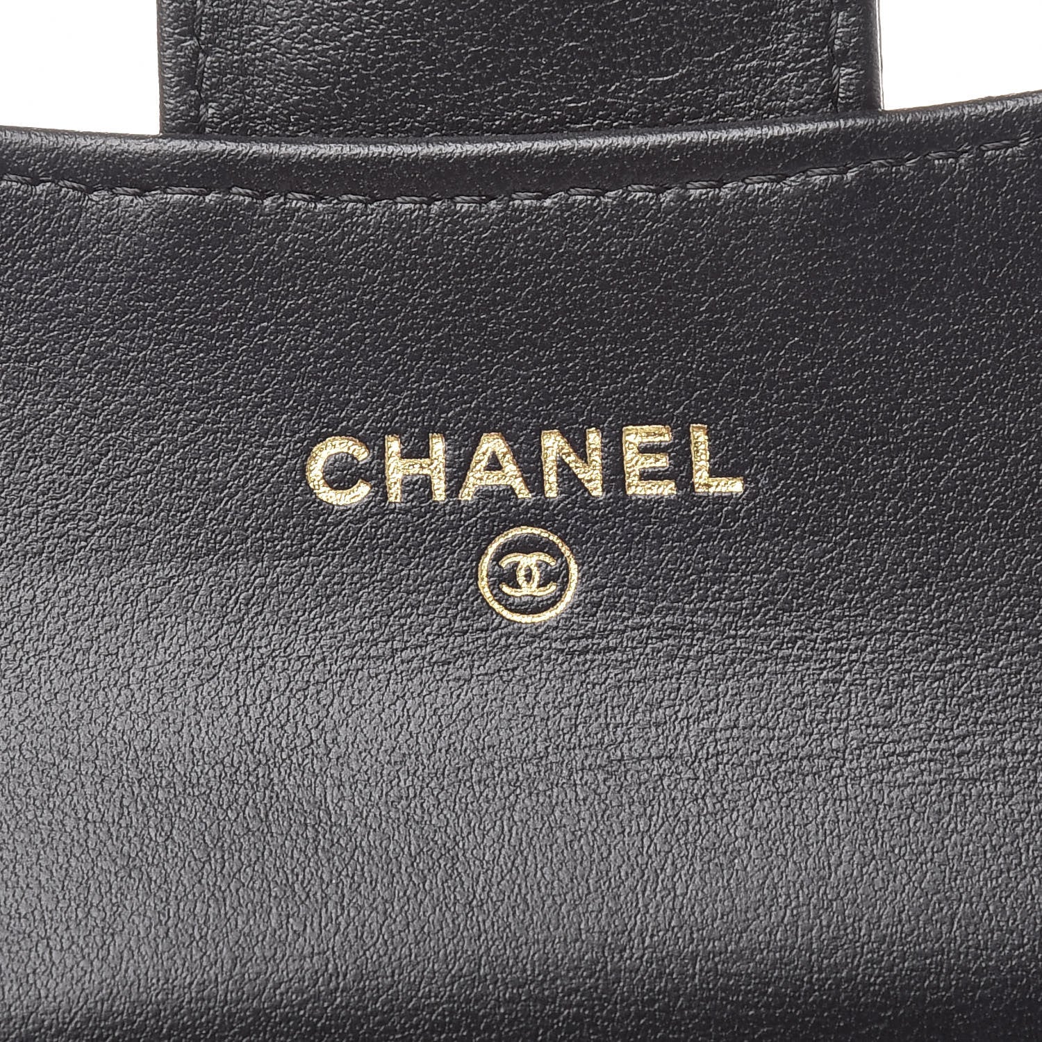 Chanel Calfskin Crocodile Embossed Graffiti 2.55 Cocodile Reissue Flap Card Holder Black Gold 6 of 12