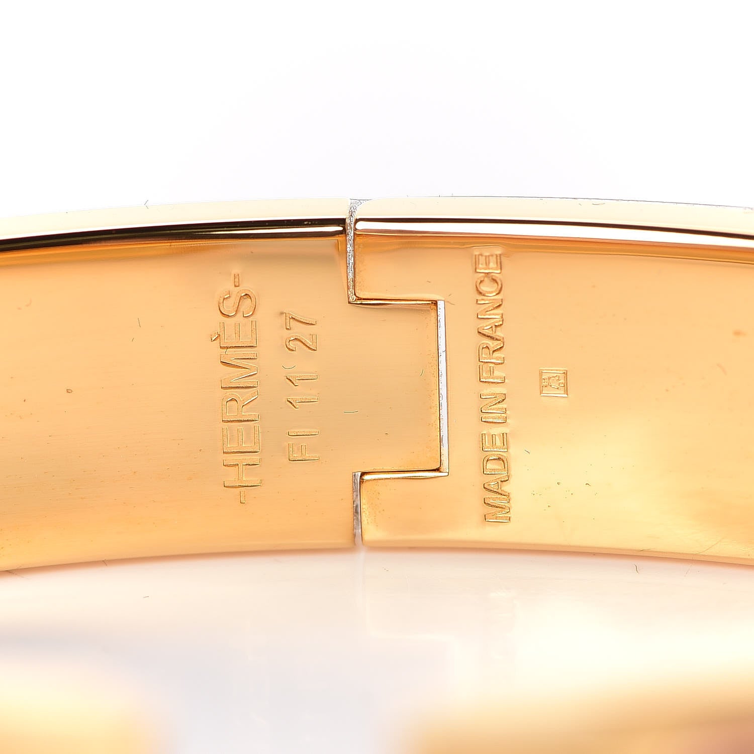 Hermes Enamel Narrow Clic Clac H Bracelet PM Makeup 4 of 5