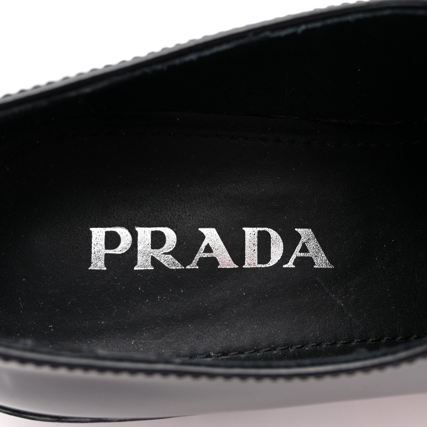 Spazzolato Metal Triangle Logo 50mm Loafers 39 Black