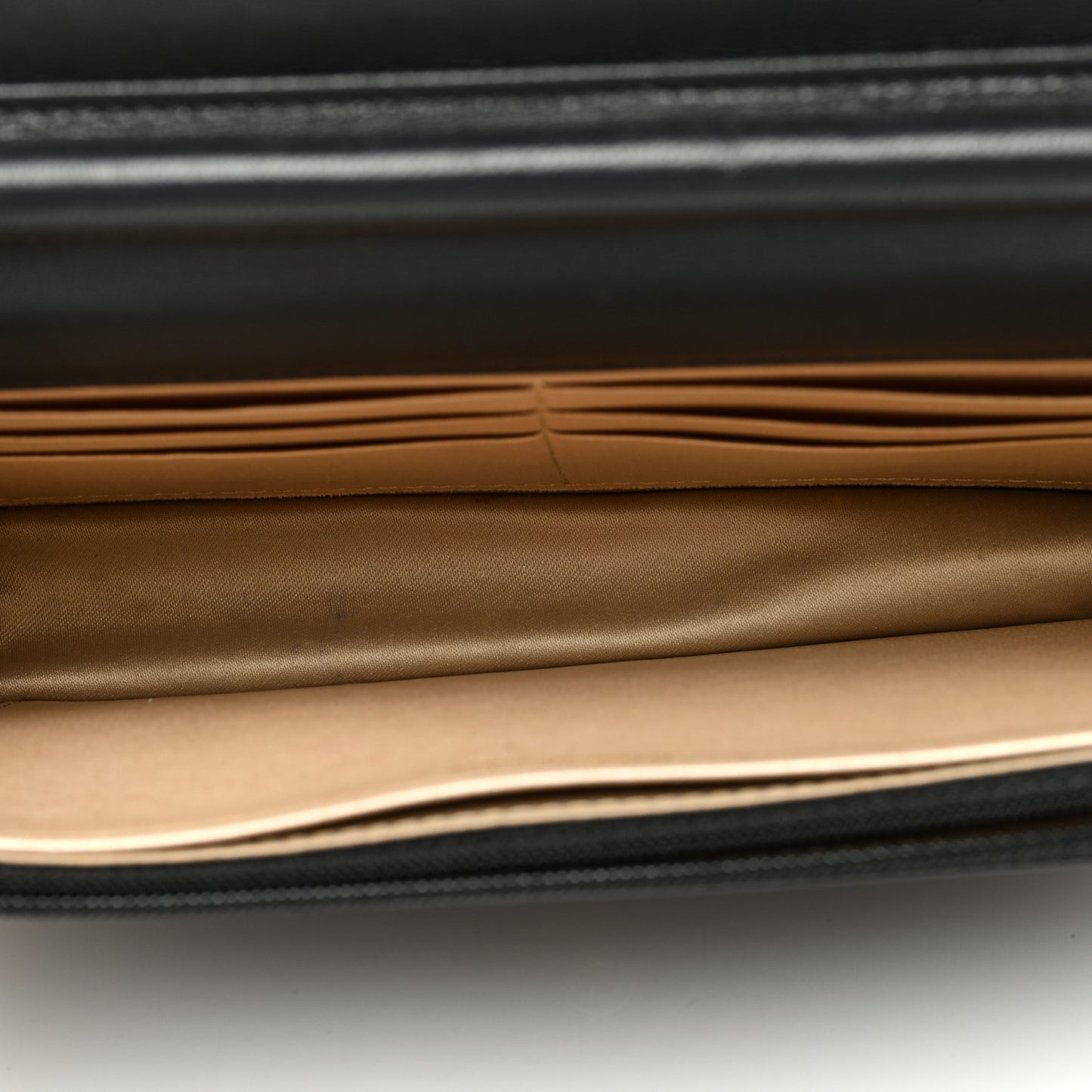 Lambskin Camellia Embossed Wallet On Chain WOC Black