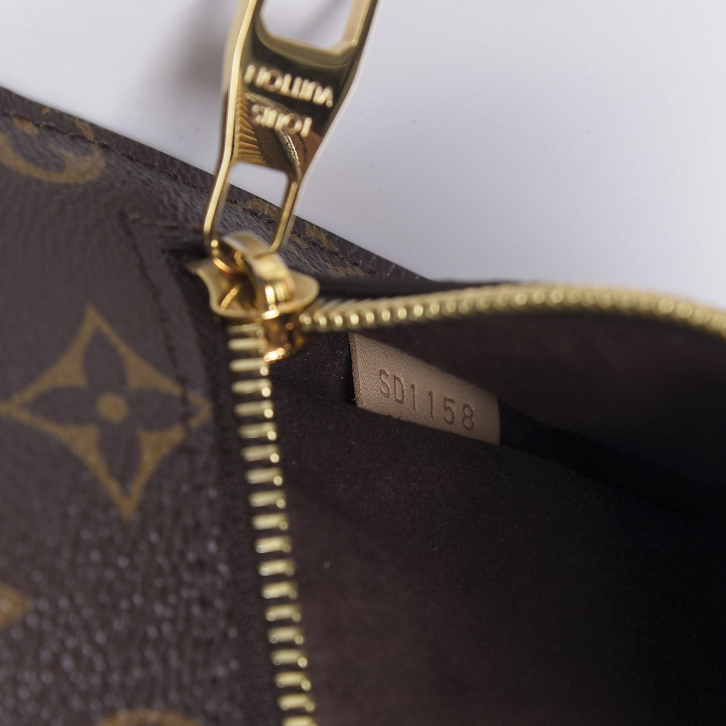 Monogram Pochette Metis