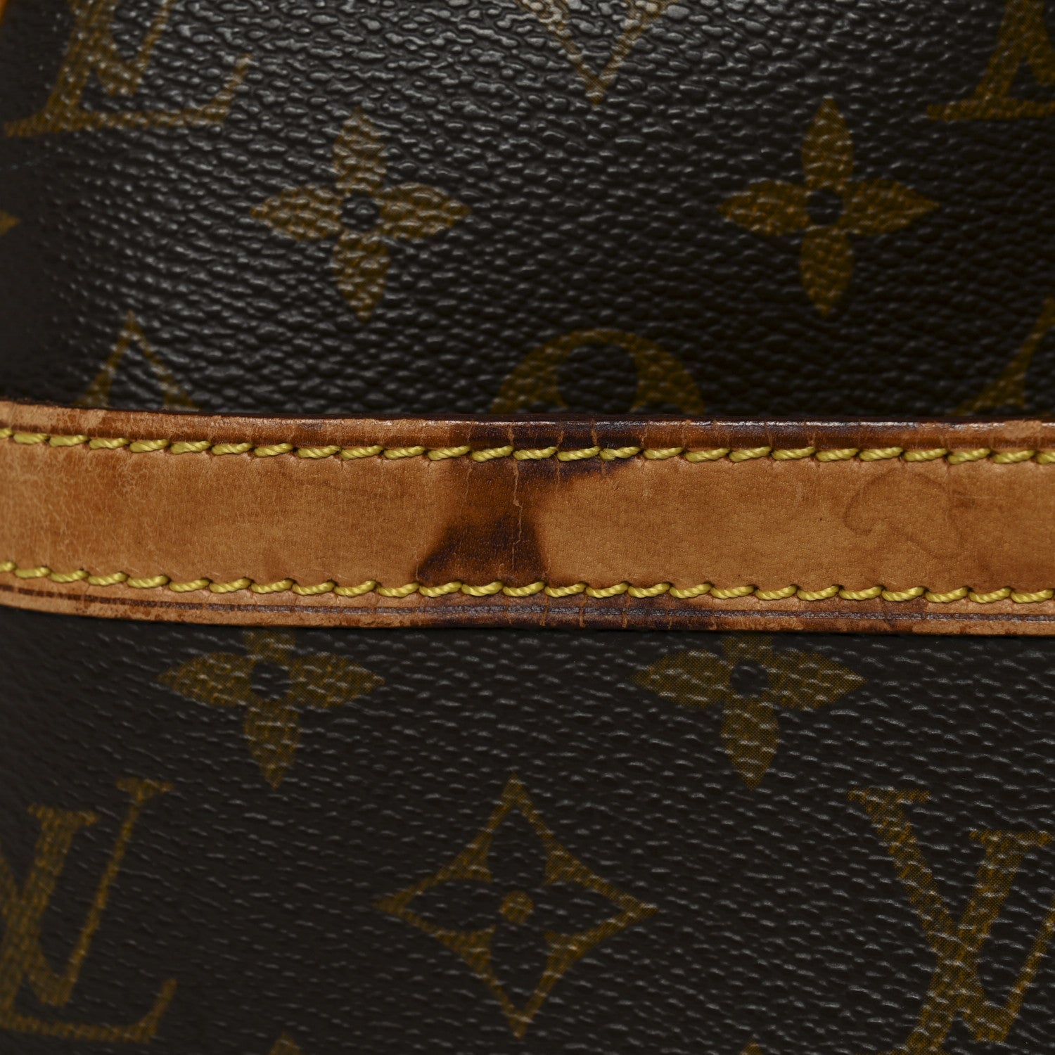 Louis Vuitton Monogram Reporter PM 14 of 16