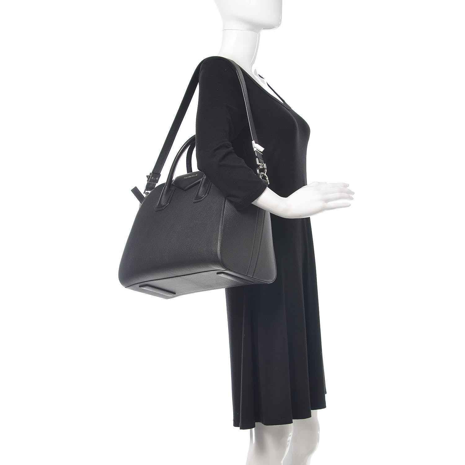 Givenchy Sugar Goatskin Medium Antigona Black 3 of 13