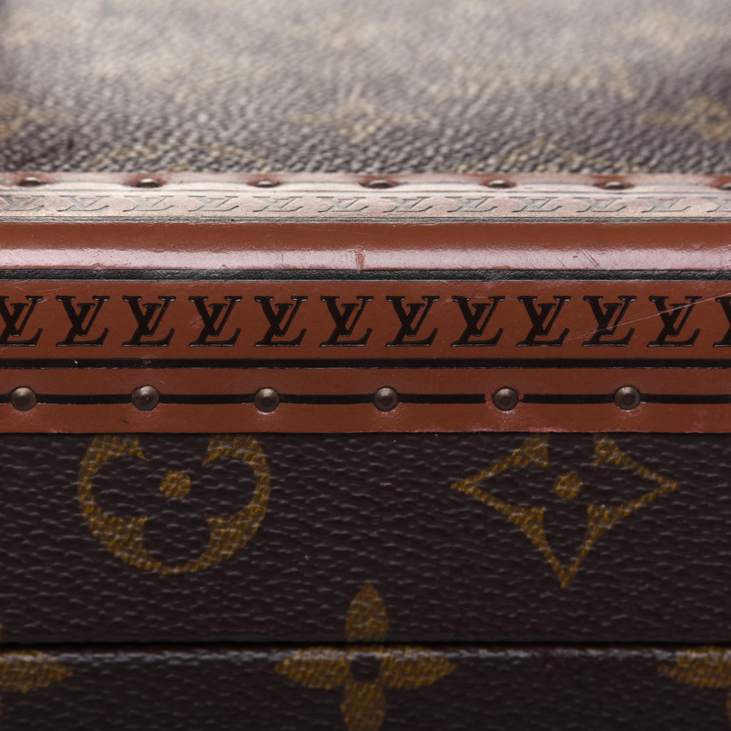 Louis Vuitton Monogram Boite Flacons Beauty Train Trunk Case 32 of 33