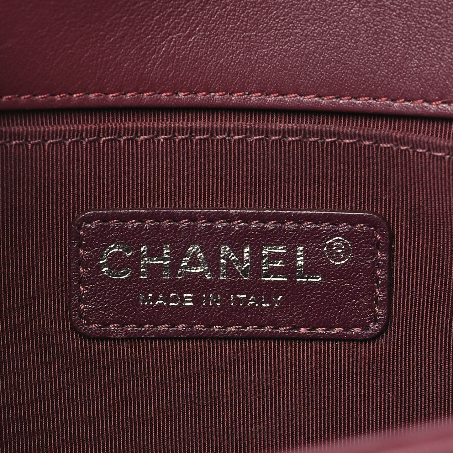 Velvet Tweed Quilted Medium Boy Flap Burgundy