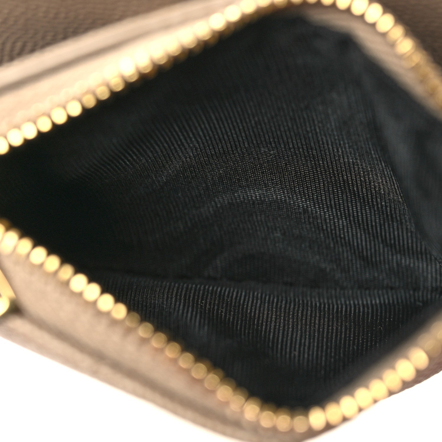 Saint Laurent Grain De Poudre Matelasse Chevron Monogram Zipped Card Case Nude Powder 6 of 9