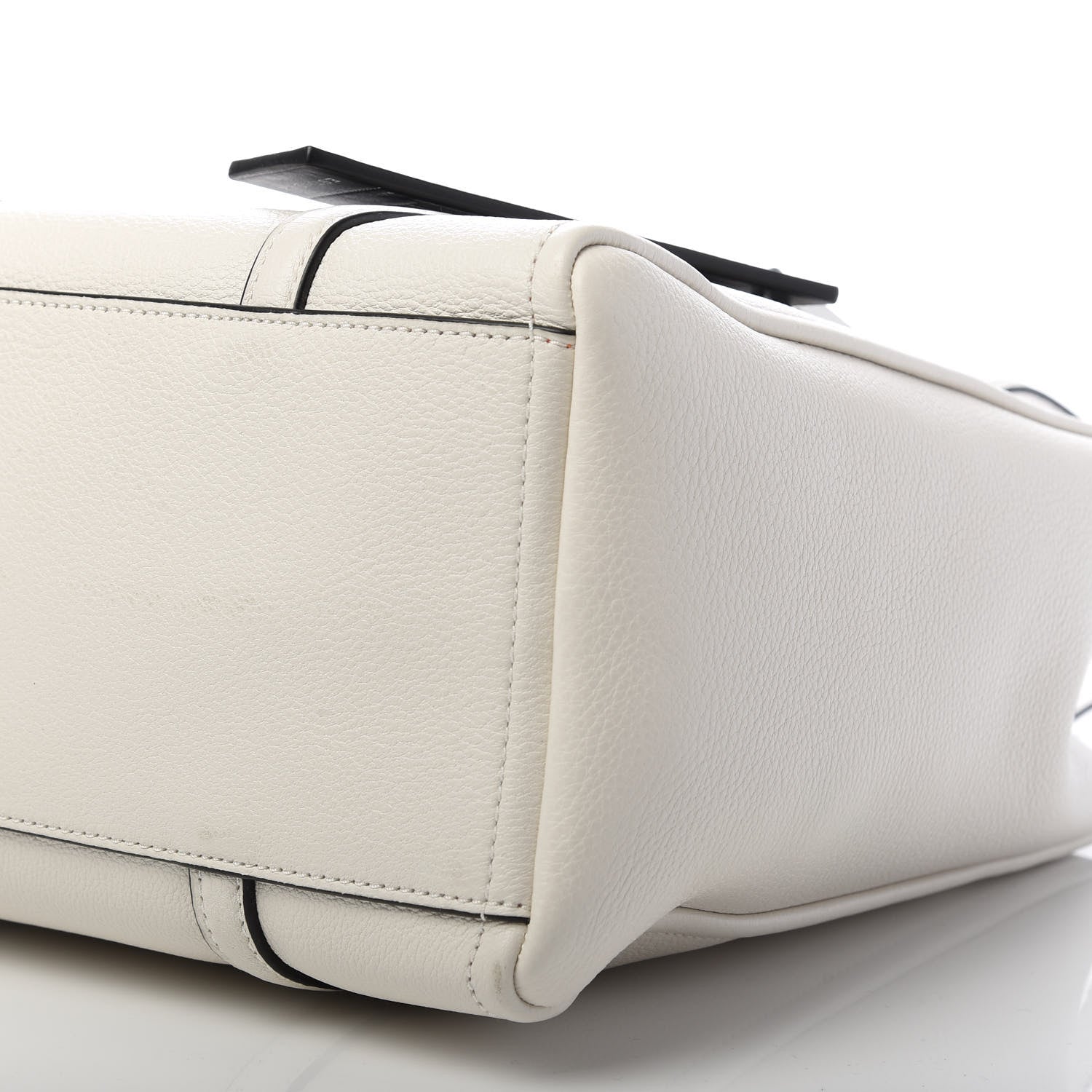 Marc Jacobs Grained Calfskin The Tag Tote White 7 of 9