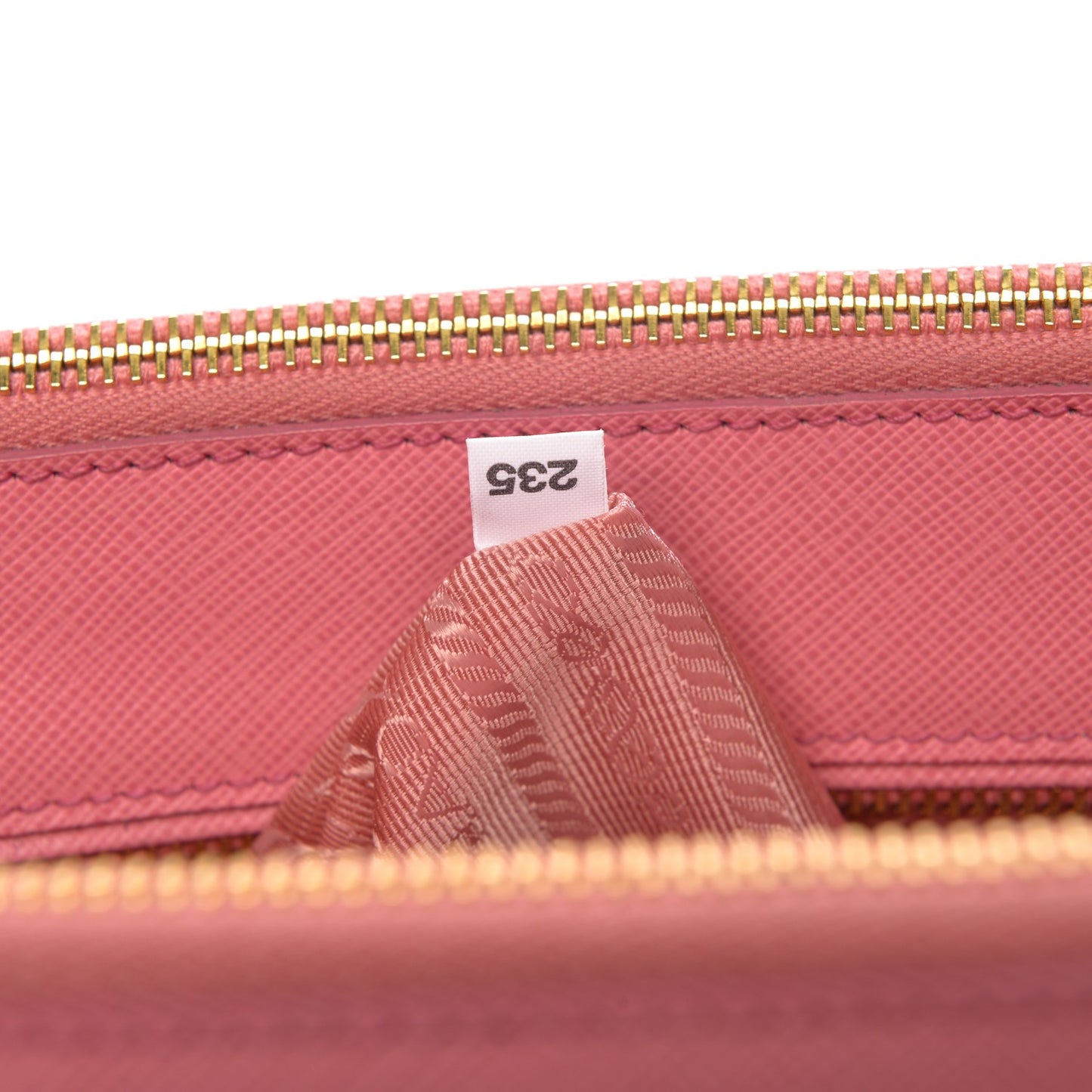 Saffiano Medium Galleria Double Zip Tote Geranio