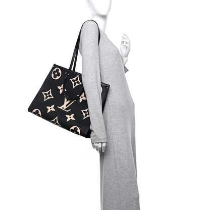 Louis Vuitton Empreinte Monogram Giant Onthego MM Black Beige 2 of 10