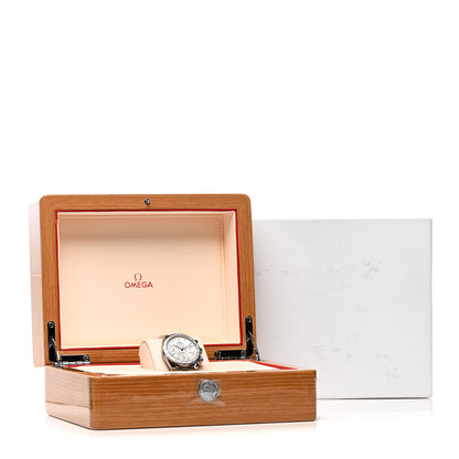 Omega Stainless Steel Diamond Mother of Pearl 38mm Speedmaster Chronograph Automatic Watch 324.38.38.50.55.001 5 of 5