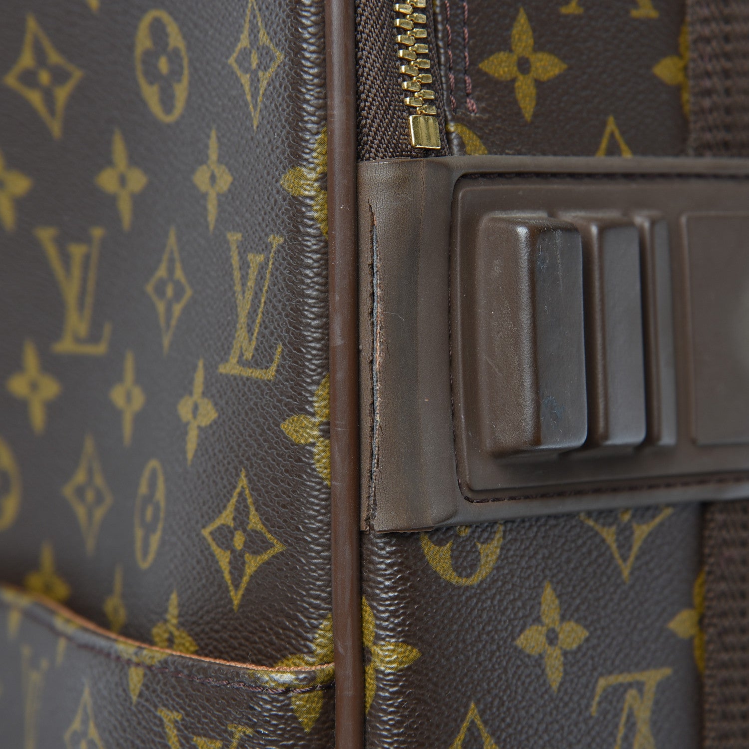 Louis Vuitton Monogram Pegase 55 9 of 10