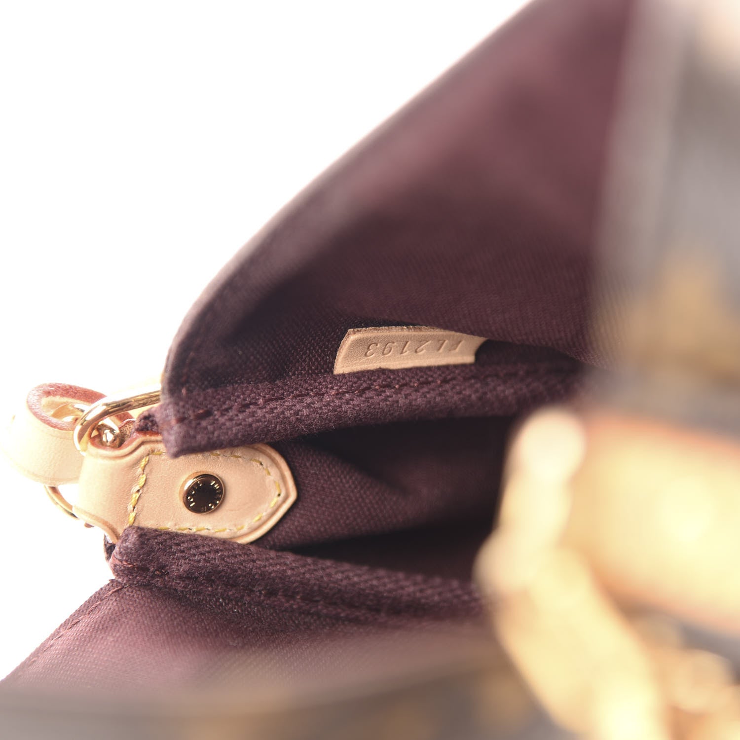 Louis Vuitton Monogram Favorite PM 9 of 10