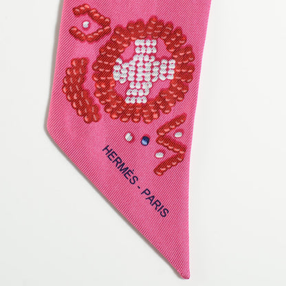 Hermes Silk Kelly En Perles Twilly Rose Bleu Blanc Rouge 4 of 4