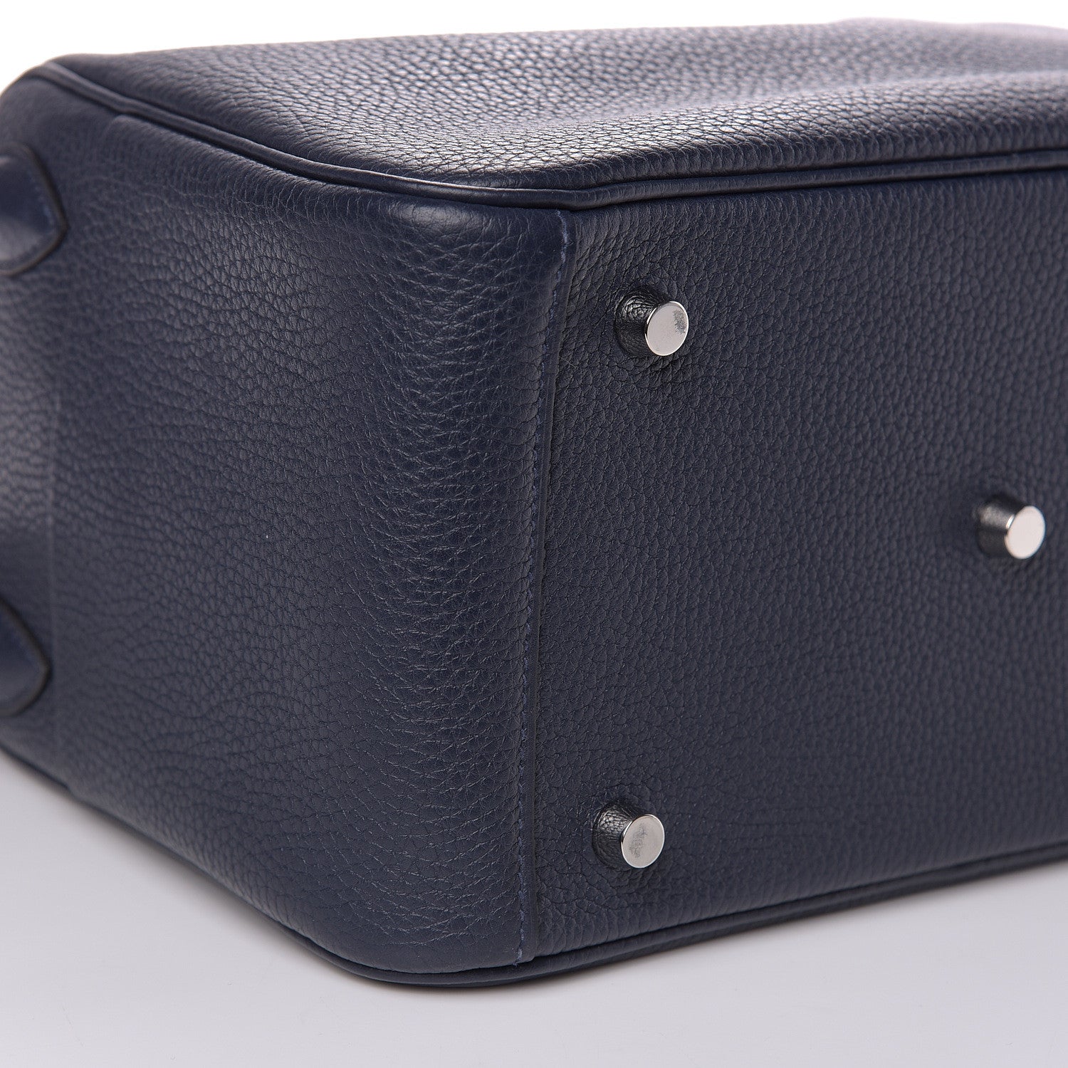 Hermes Taurillon Clemence Lindy 26 Bleu Nuit 7 of 12