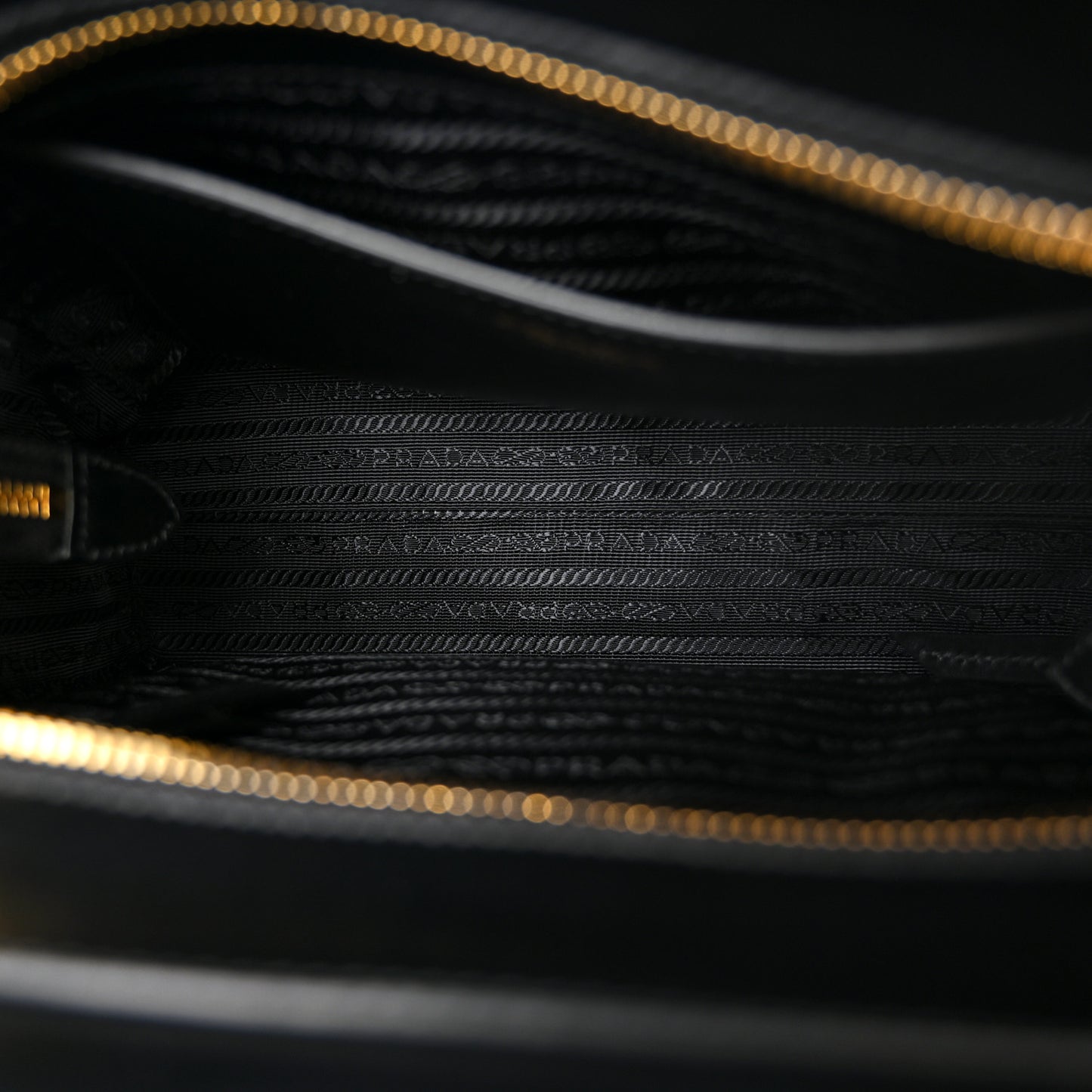 Saffiano Soft Calfskin Small Zippered Tote Black