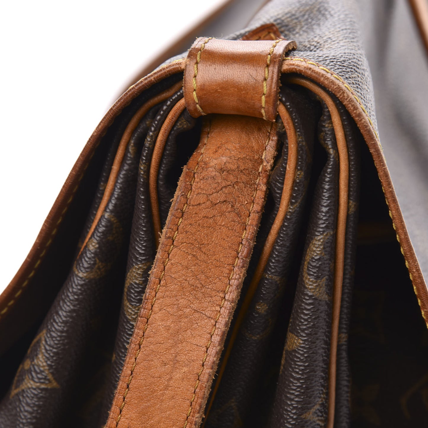 Monogram Saumur 35