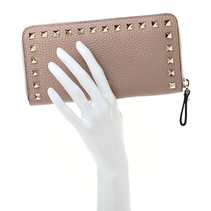 Valentino Garavani Pebbled Calfskin Rockstud Zip Around Wallet Poudre 2 of 8