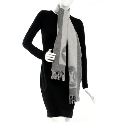 Louis Vuitton Lambswool Angora Cardiff Scarf Grey 2 of 3