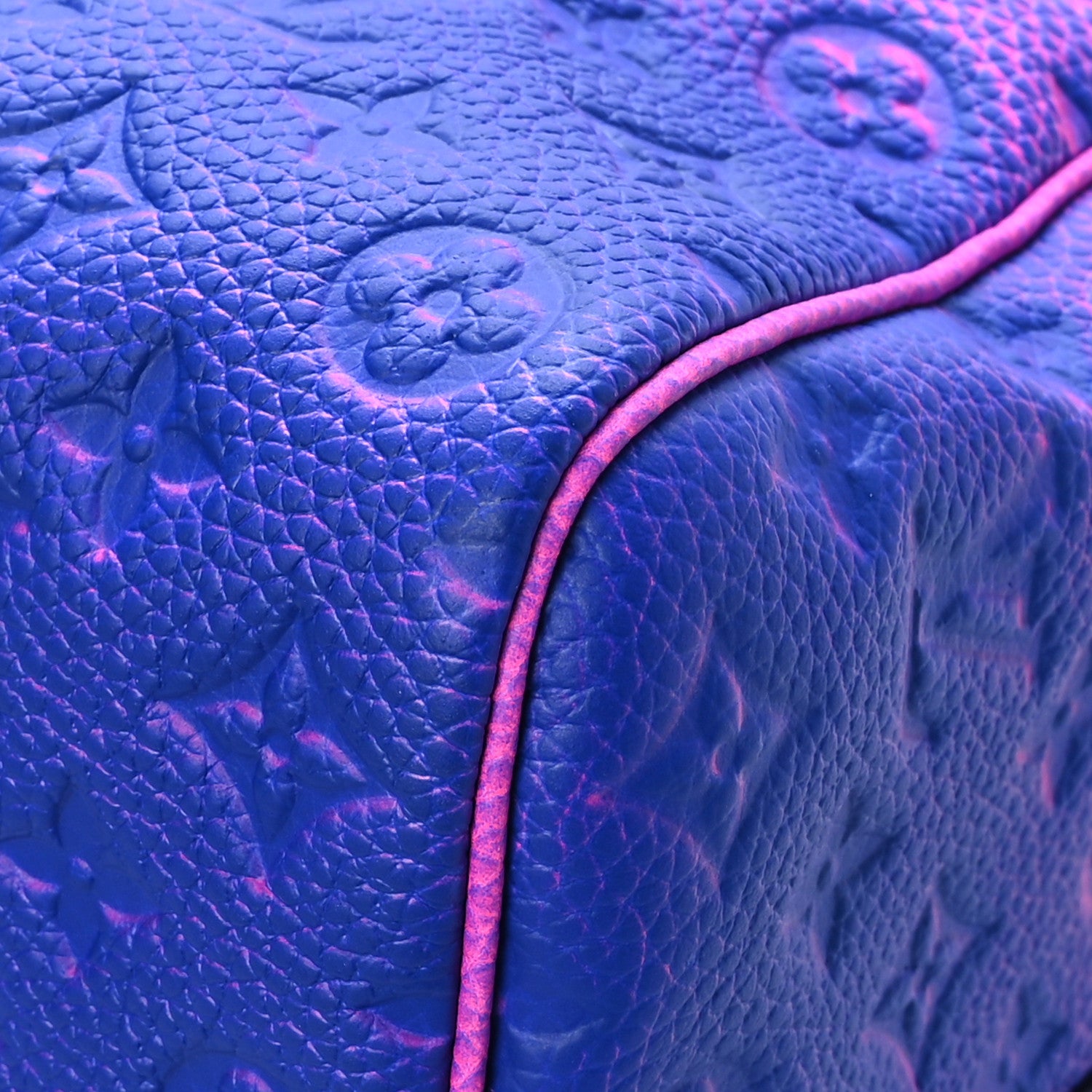 Louis Vuitton Taurillon Illusion Keepall Bandouliere 50 Bleu Rose 8 of 10