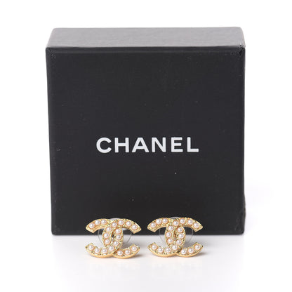 Chanel Pearl CC-Casino Earrings Gold 6 of 6