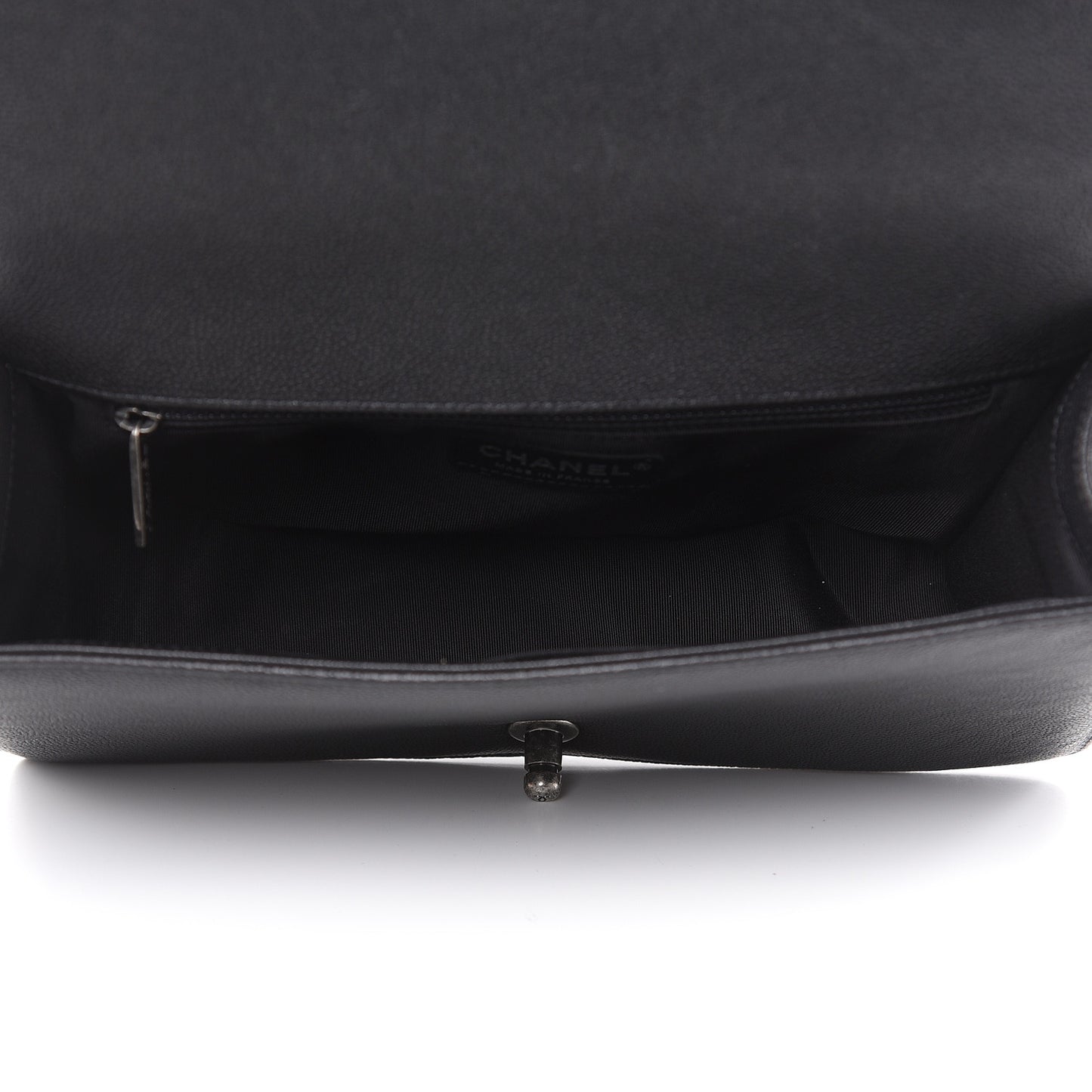 Caviar Quilted New Medium Boy Flap Black