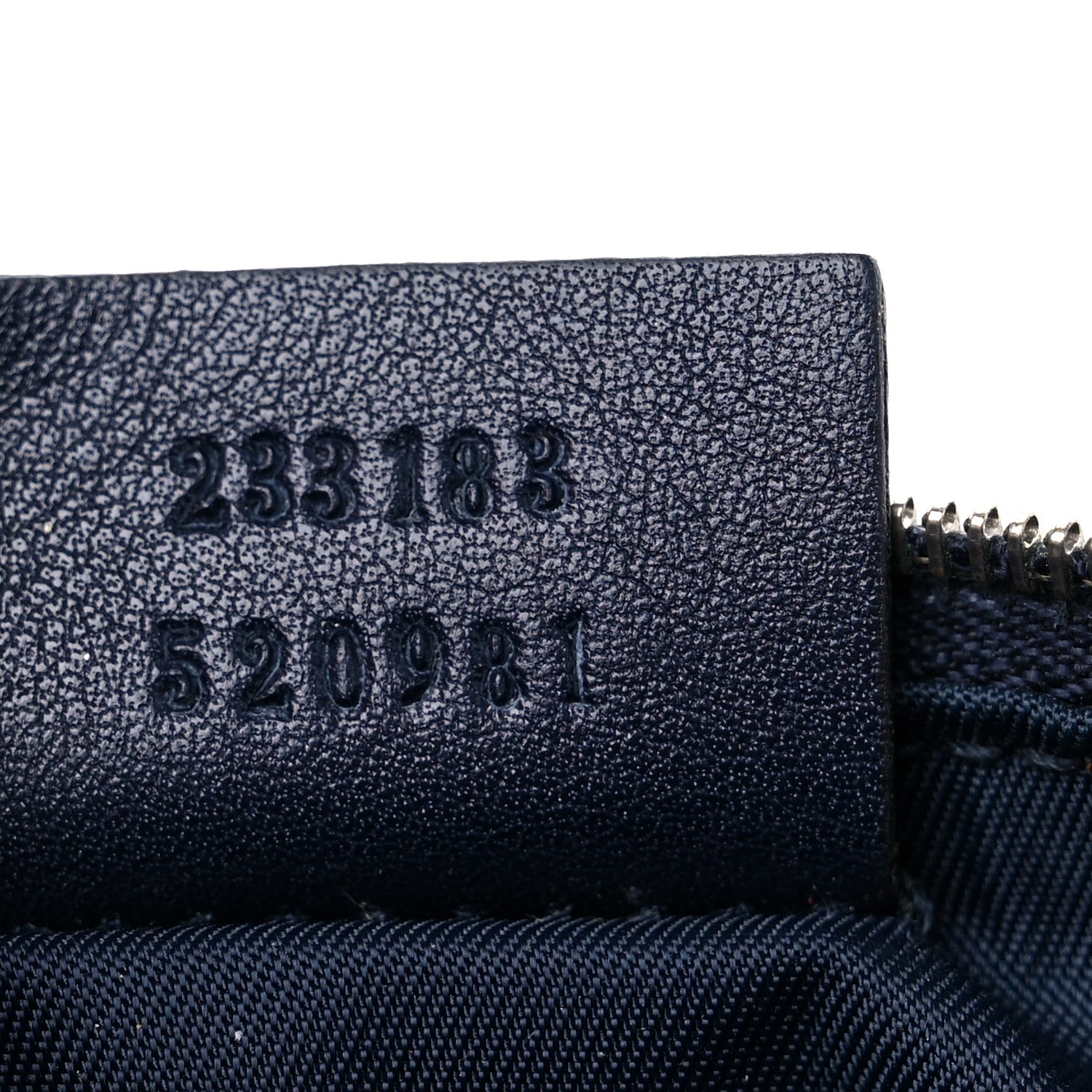 Gucci GG Supreme Monogram Key Case Beige Blue 7 of 11