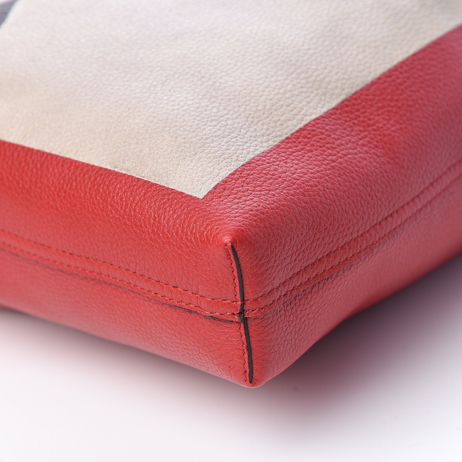 Gucci Calfskin Elton John Levon-Goodbye Tote Red 11 of 12