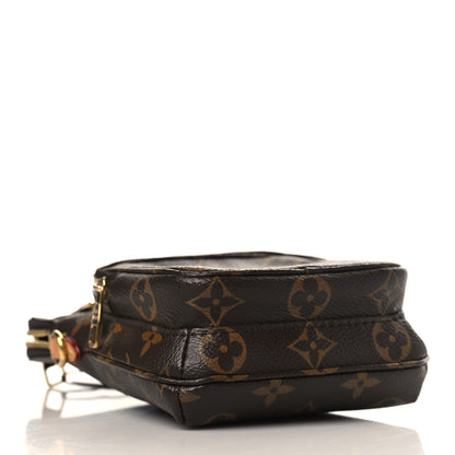 Louis Vuitton Monogram Utility Phone Sleeve 4 of 8