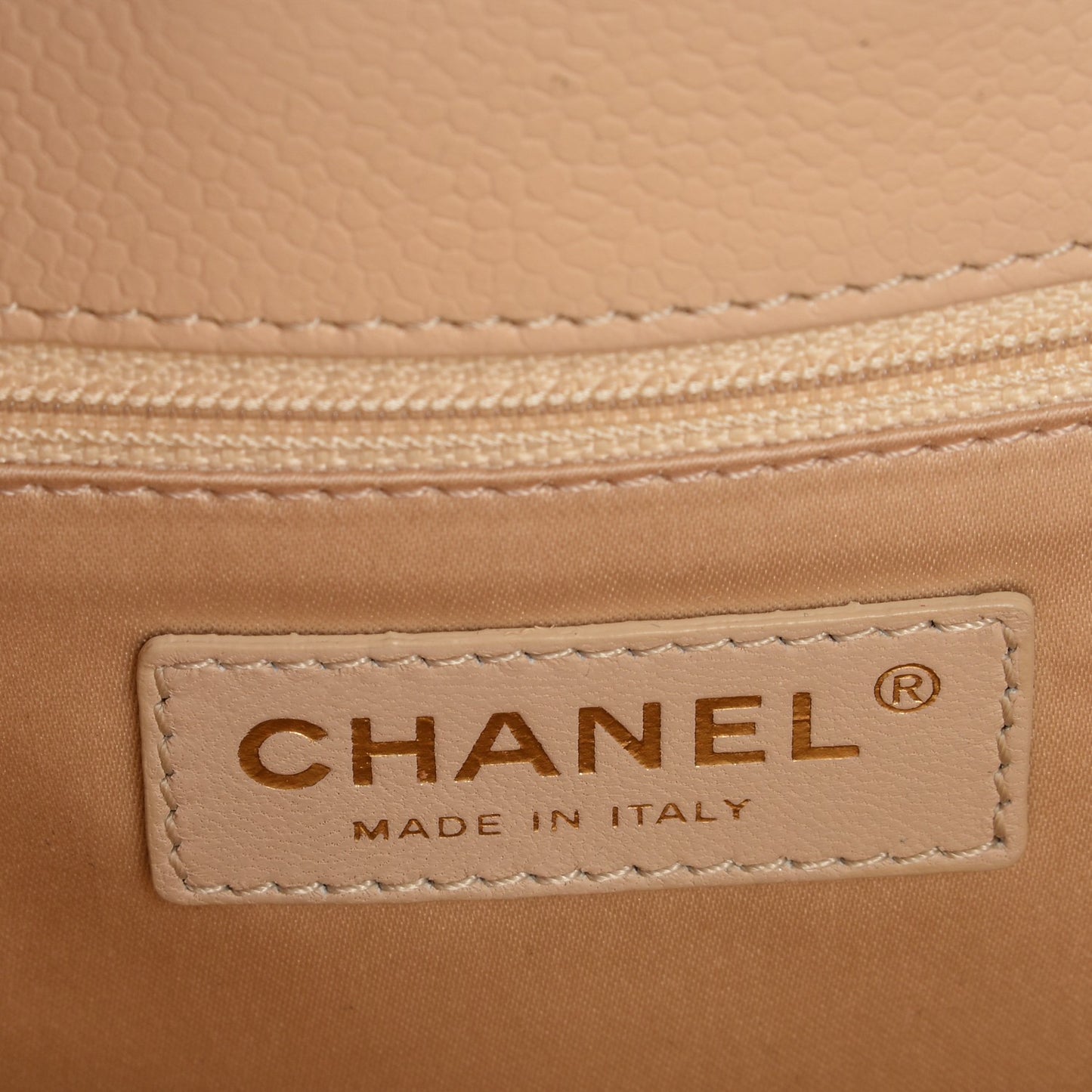 Caviar Quilted Petit Shopping Tote PST Beige Clair