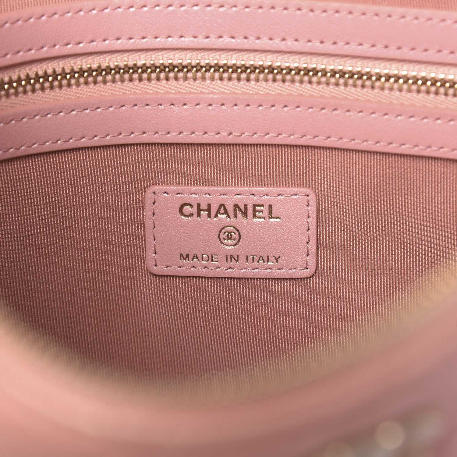 Chanel Iridescent Caviar Quilted Medium Cosmetic Case Rose Pink 6 of 9