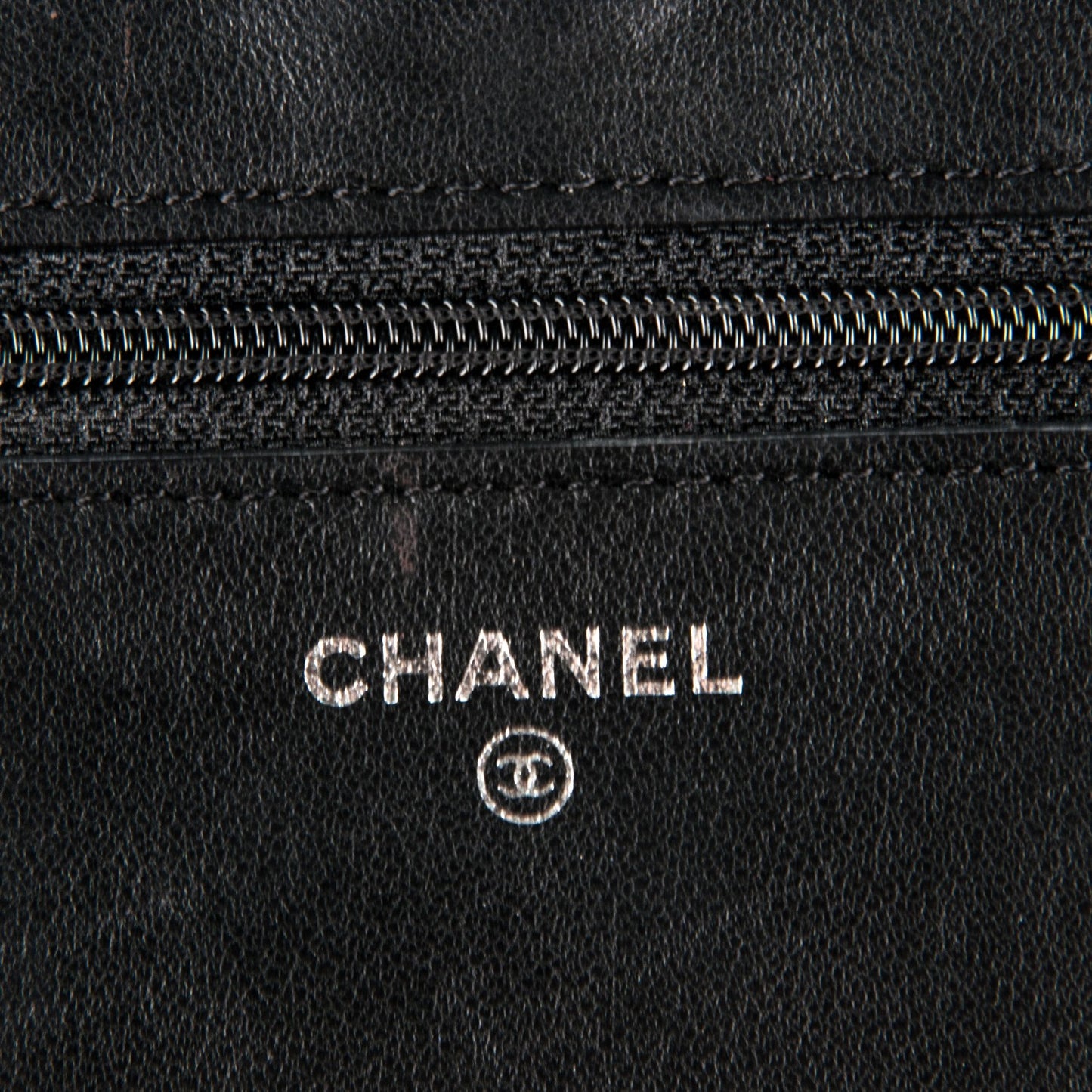 Lambskin Quilted Wallet On Chain WOC Black