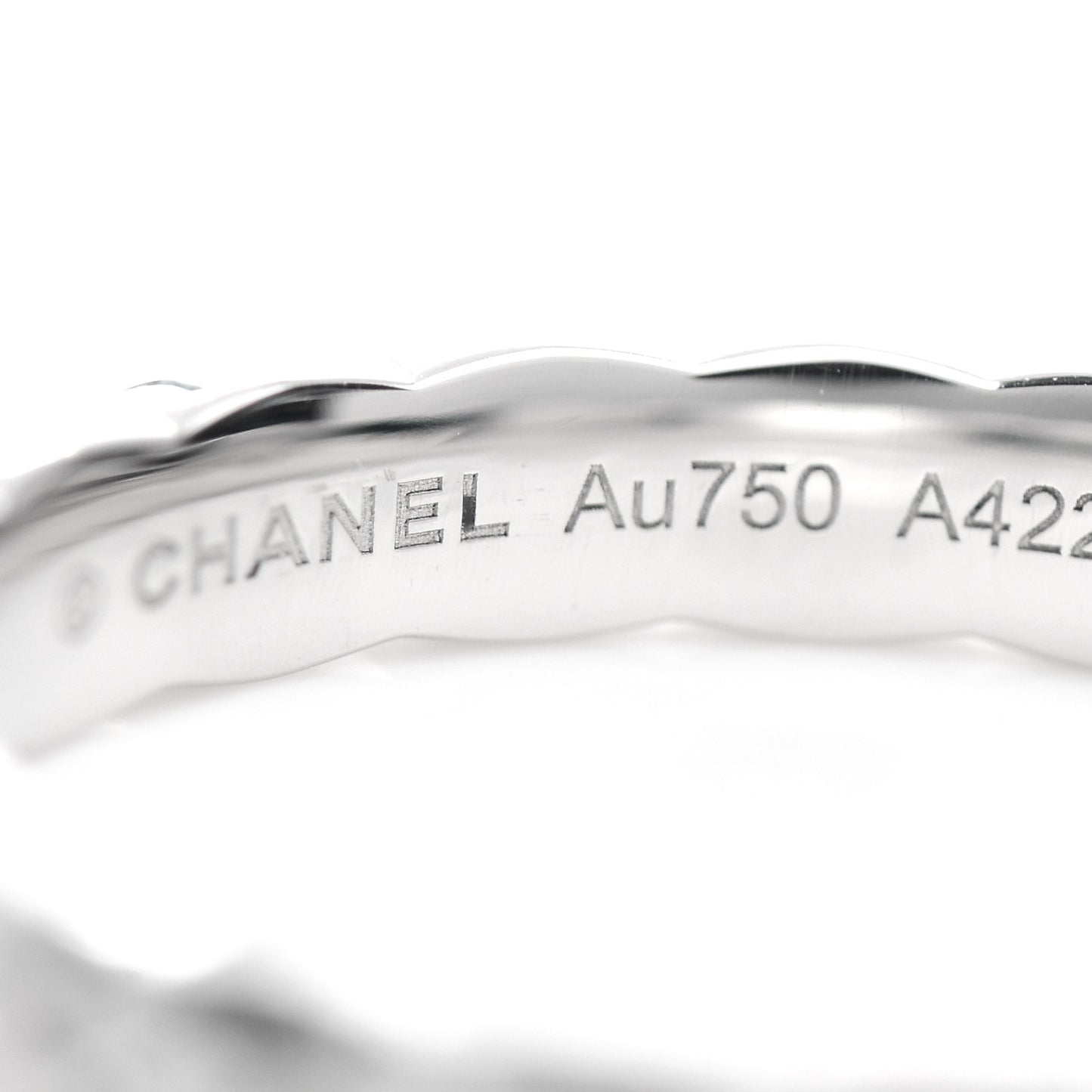 18K White Gold Diamond Mini Coco Crush Ring 54 6.75