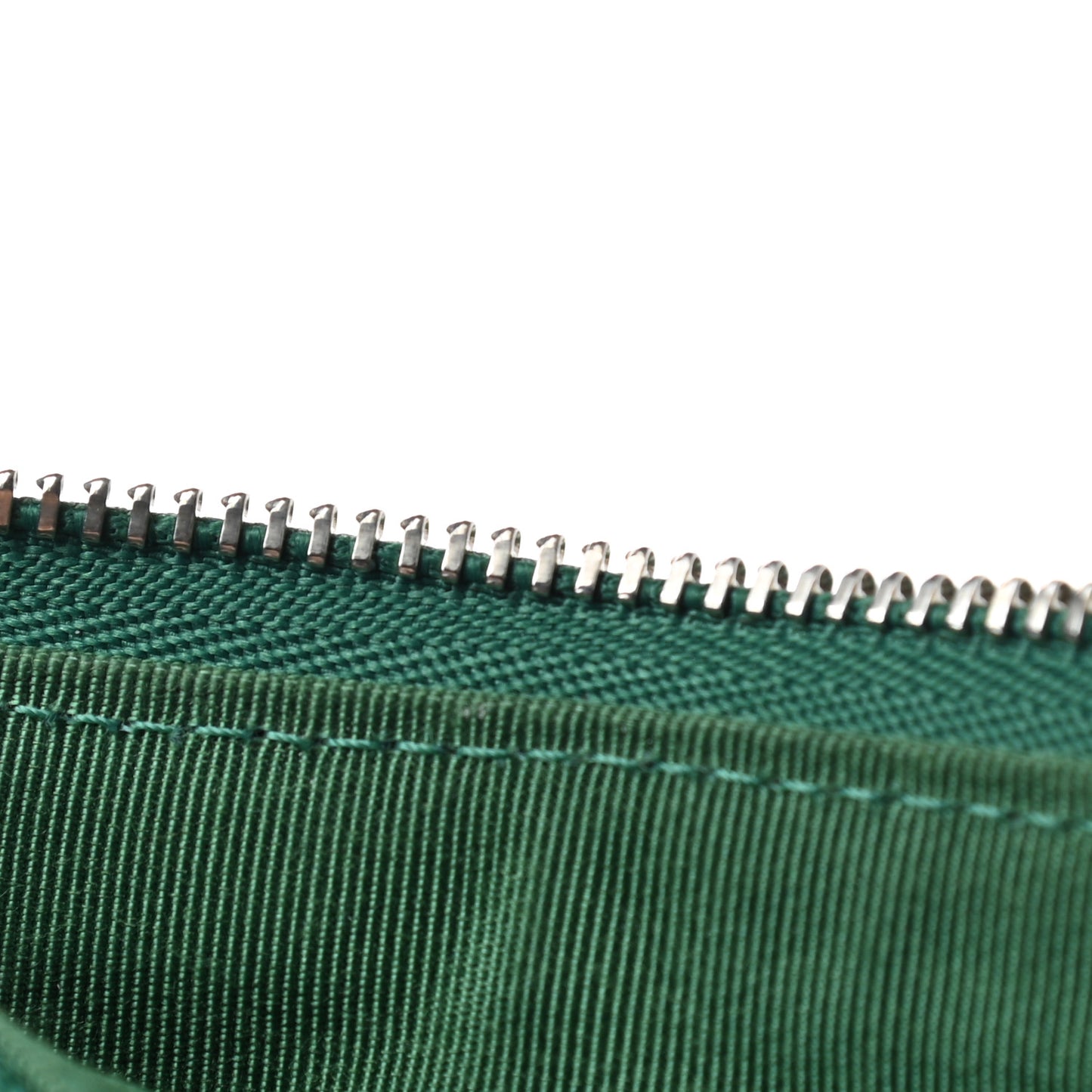 Caviar Quilted Small Cosmetic Case Green