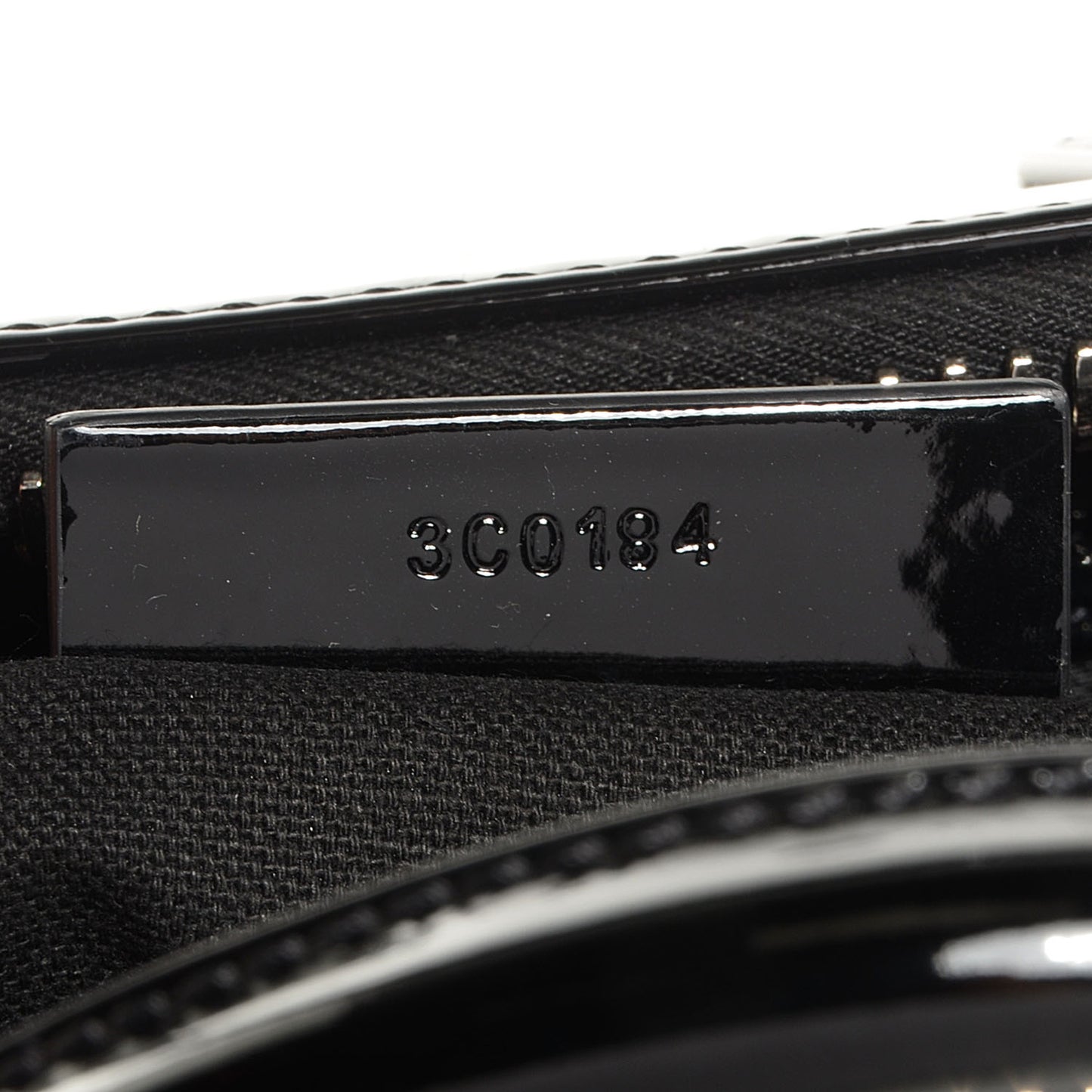 Patent Calfskin Medium Antigona Black