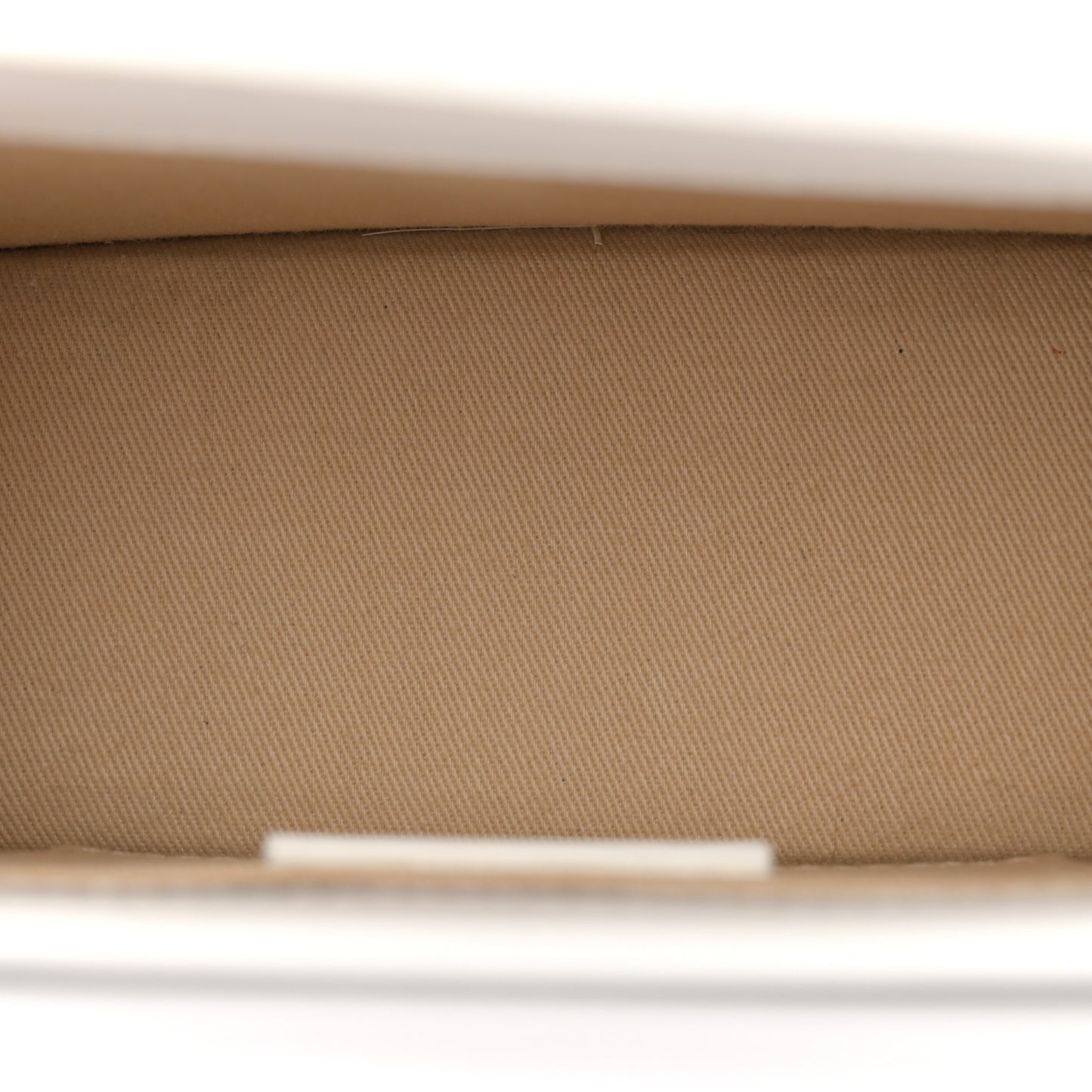 Smooth Calfskin Le Chiquito Moyen White