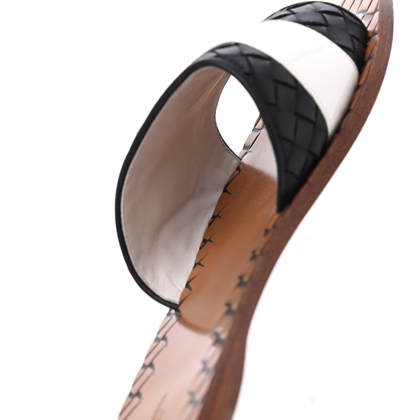Nappa Intrecciato Patent Ravello Buckle Flat Sandals 40 Black White