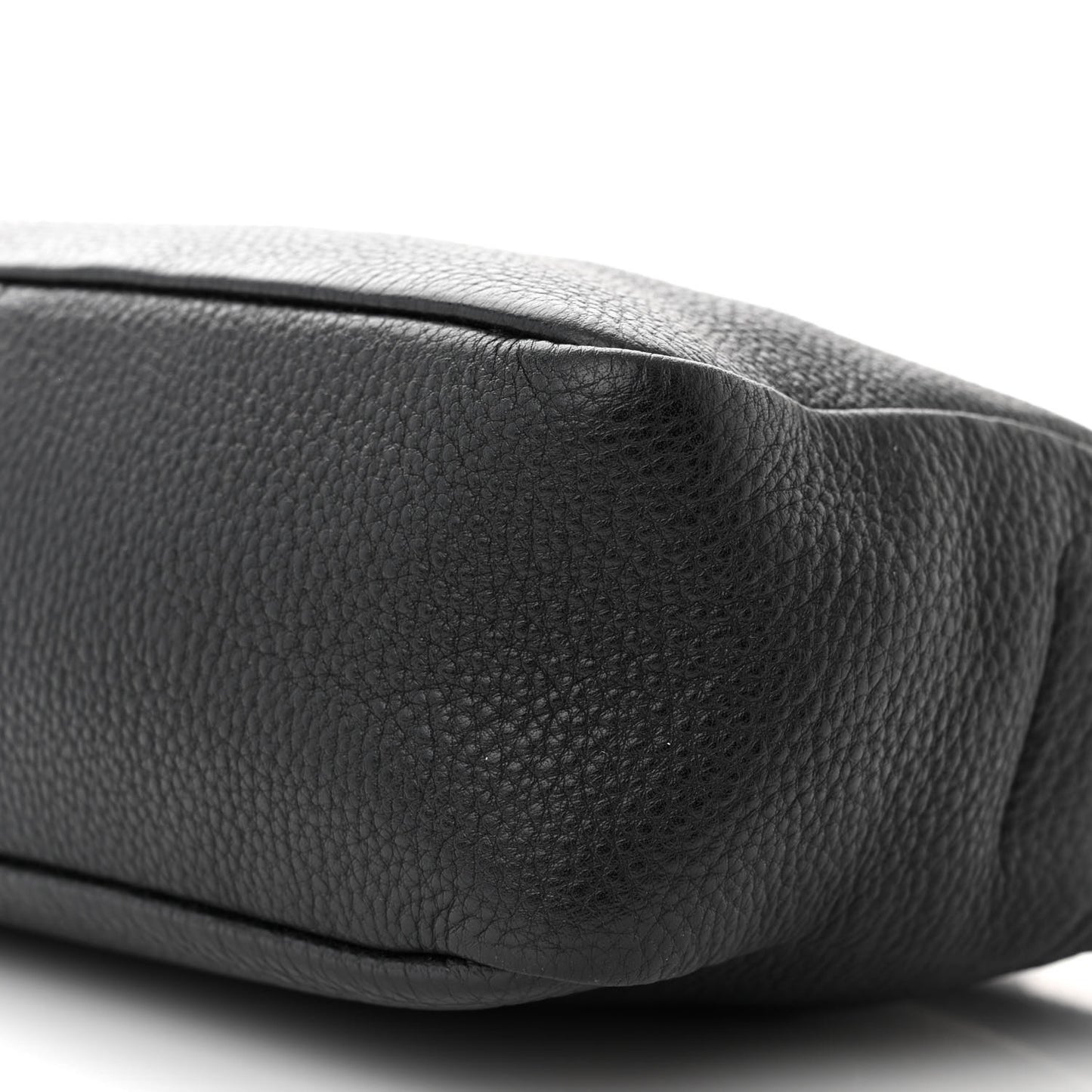 Vitello Daino Crossbody Black