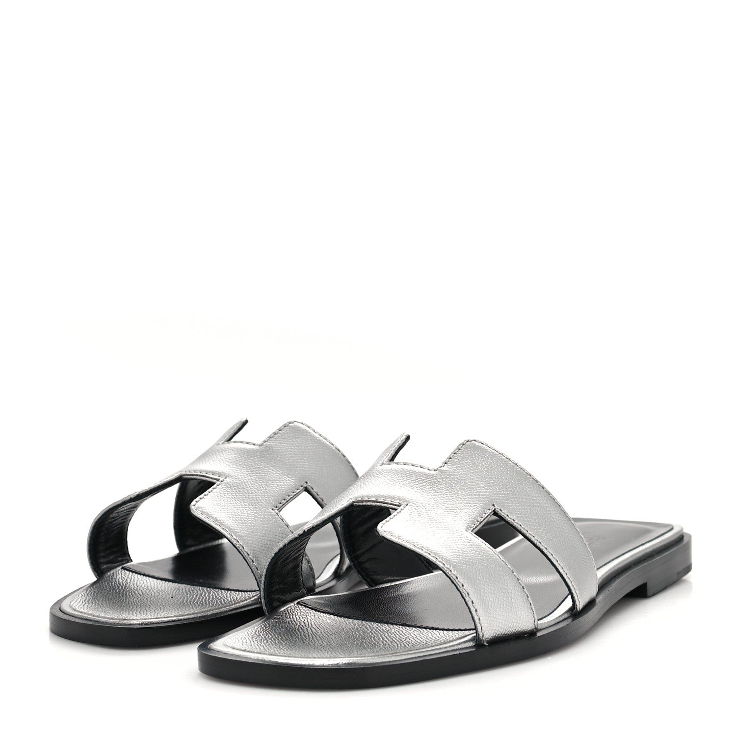 Hermes Metallic Epsom Oran Sandals 35.5 Argent 3 of 9