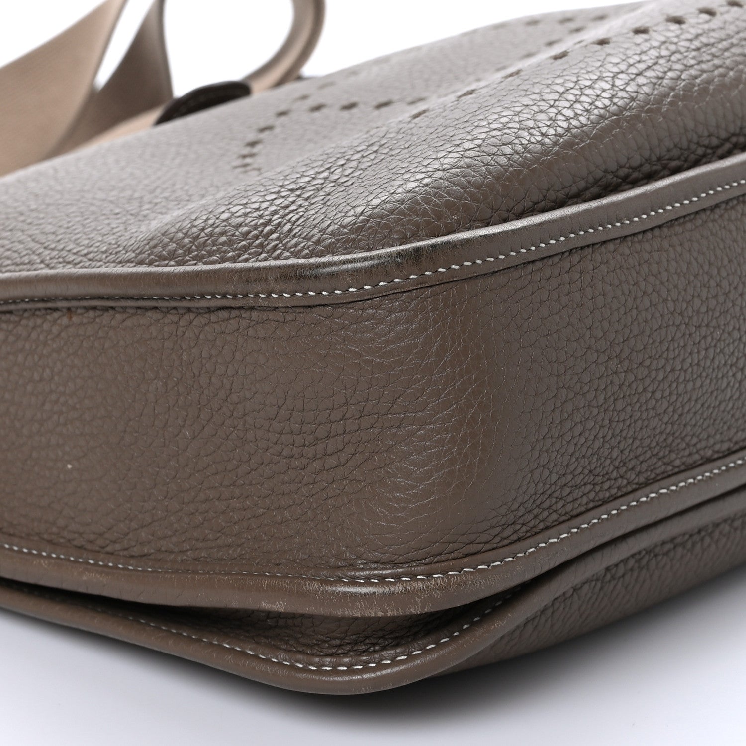 Hermes Taurillon Clemence Evelyne III PM Etoupe 9 of 10