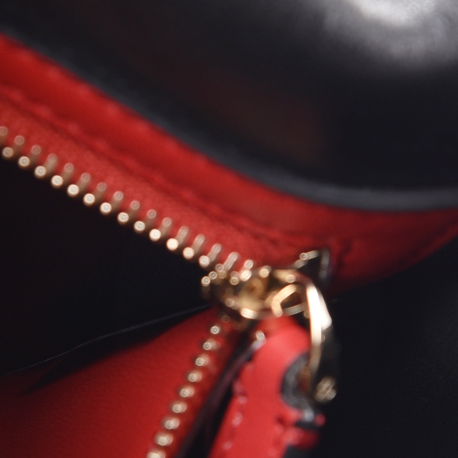 Valentino Garavani Lambskin Medium Rockstud Spike Shoulder Bag Black 7 of 7