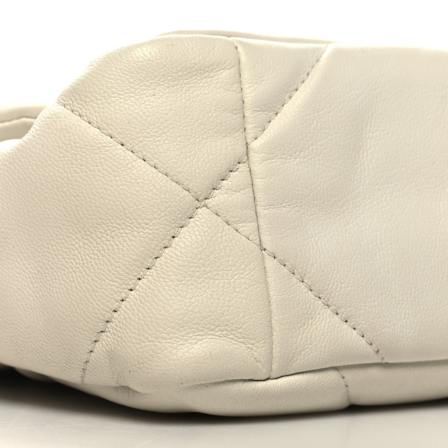 Goatskin Quilted Medium Chanel 19 Flap White