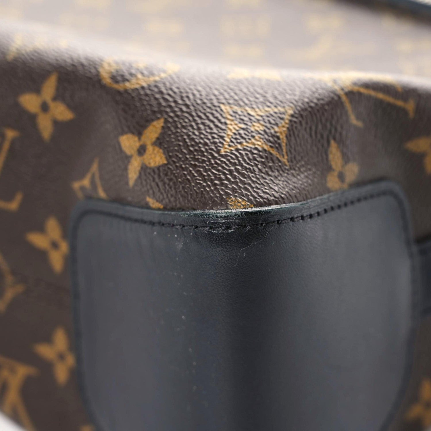 Louis Vuitton Monogram Macassar Torres Messenger 6 of 15
