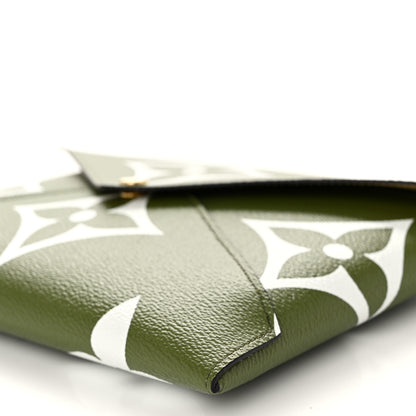 Louis Vuitton Monogram Giant Kirigami Pochette Set 12 of 13