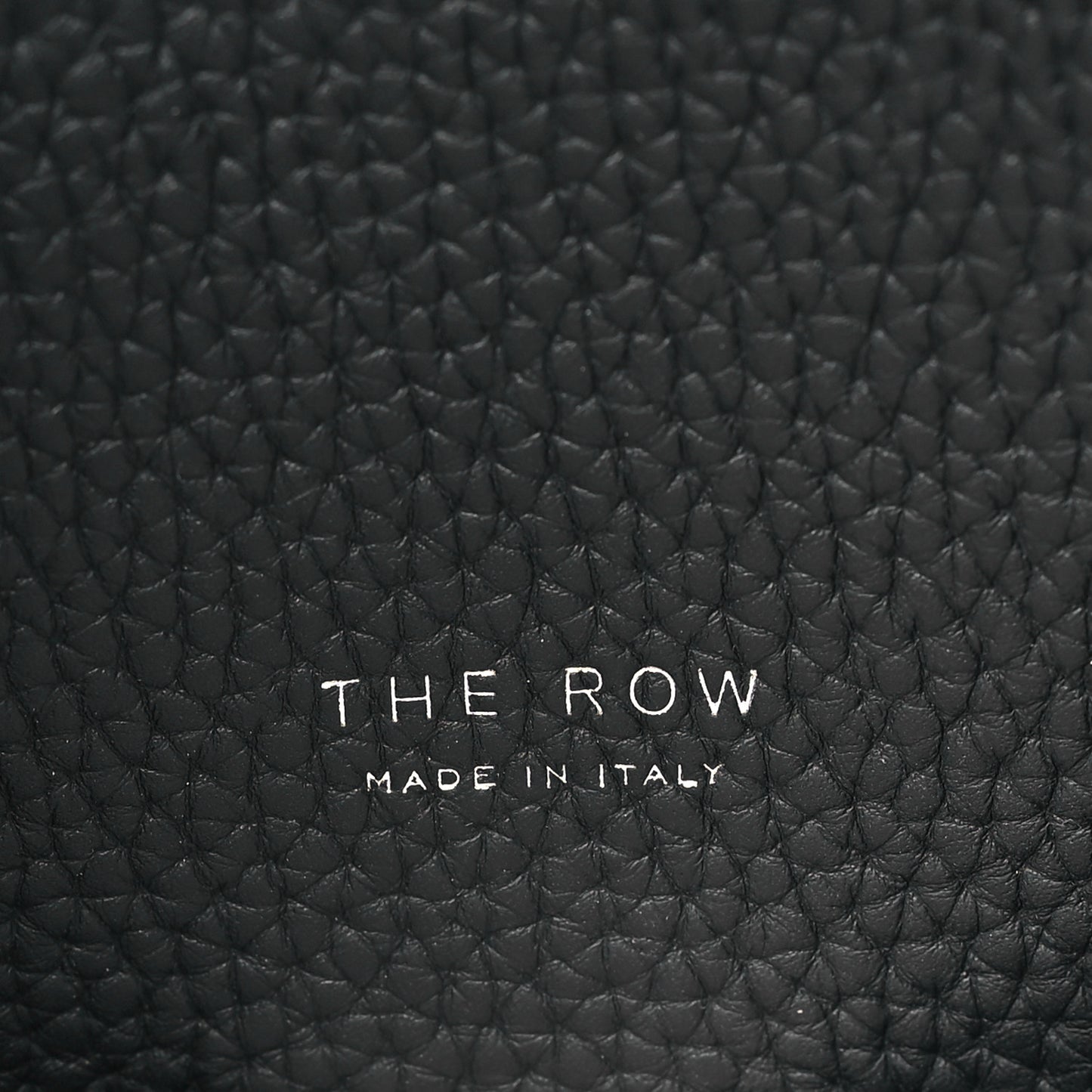 Matte Grained Calfskin Soft Margaux 15 Black