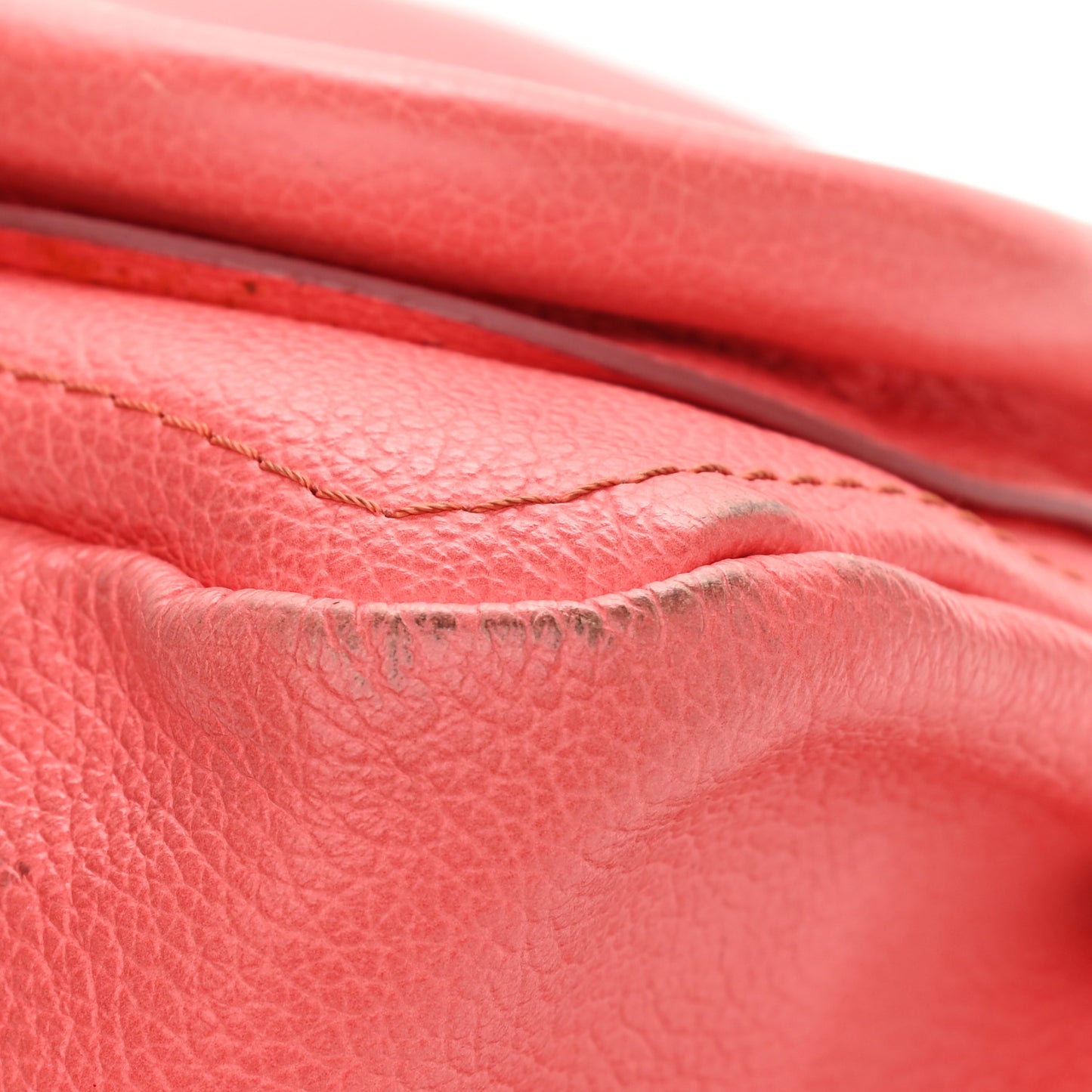 Calfskin Medium Paraty Coral